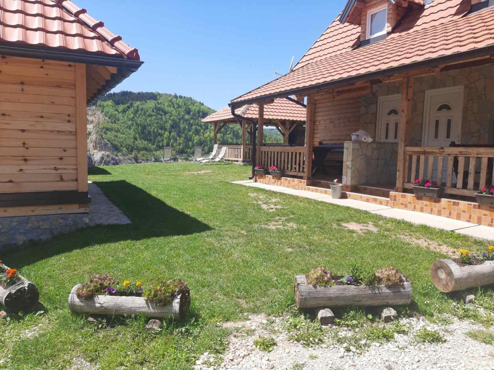 Draganovi Konaci Appartement Zaovine Buitenkant foto